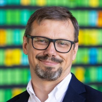 Marcin Mazurek-min